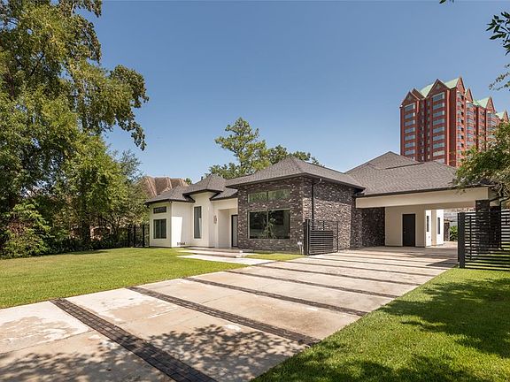 2nd image of 8844 Chatsworth Dr
