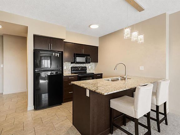 3rd image of 8880 N Horton Rd SW #806