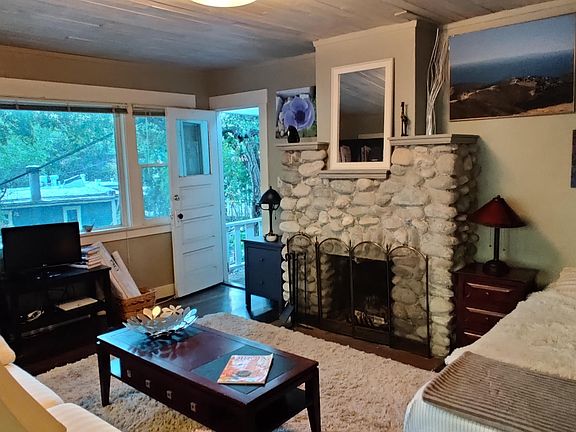 4th image of 534 Brookside Ln