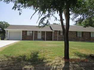 890 Evergreen St, Lone Grove, OK 73443