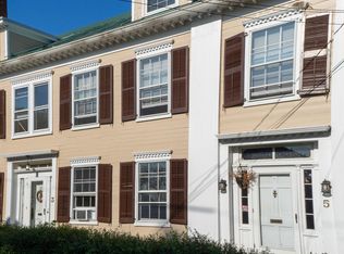 5 Washington Ave #1/2, Schenectady, NY 12305
