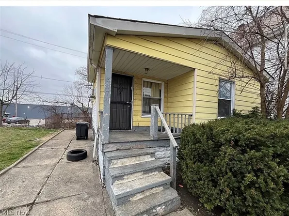 3474 E 145th St, Cleveland, OH 44120