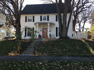 110 4th Ave NE, Waseca, MN 56093