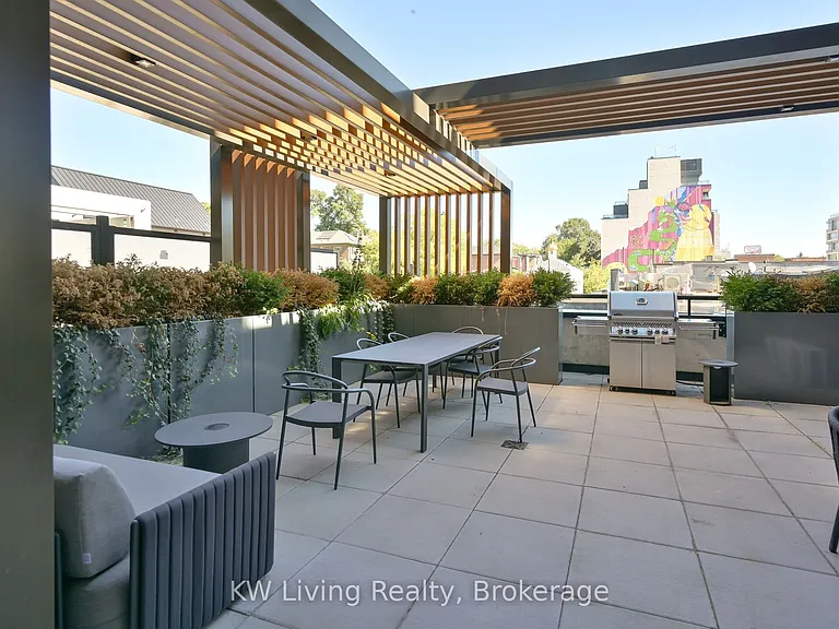 185 Alberta Ave #303 — Photo 2