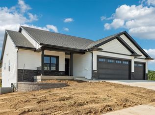3225 Sunflower St, Ely, IA 52227