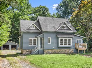 33 Breezemont Ave, Riverside, CT 06878