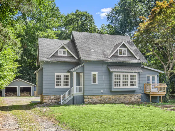 33 Breezemont Ave, Riverside, CT 06878