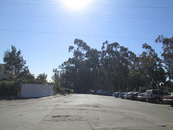 4th image of 1935 28th St