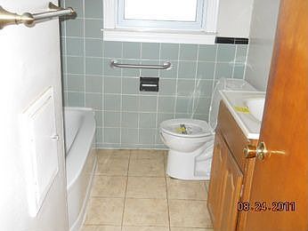 2nd image of 17781 Wexford St