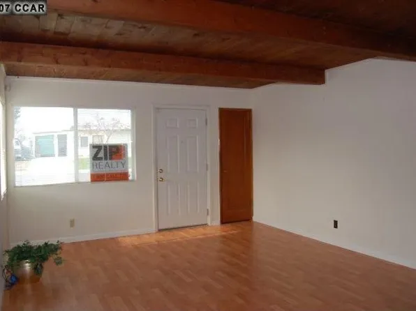 32 Wharf Dr, Bay Point, CA 94565