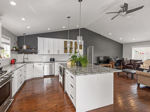 4th image of 3174 Boucherie Rd