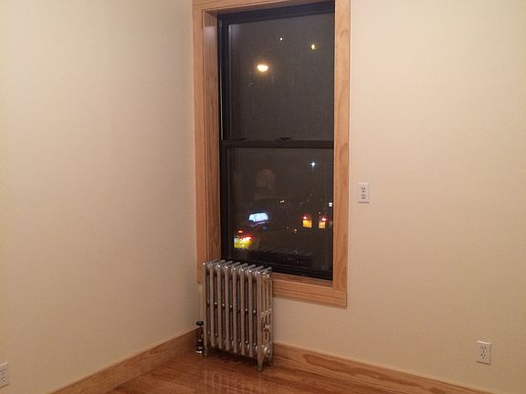 4th image of 2335 29th Ave APT 5