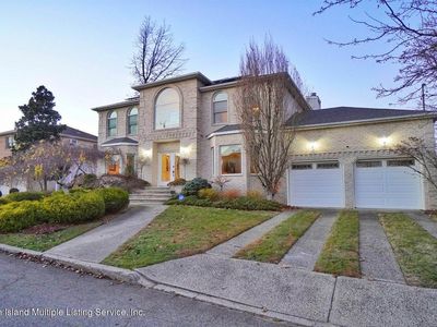 5 Adlers Ln, Staten Island, NY, 10307