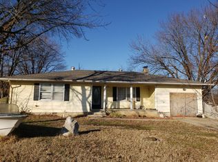 103 E Shelton St, Fair Play, MO 65649