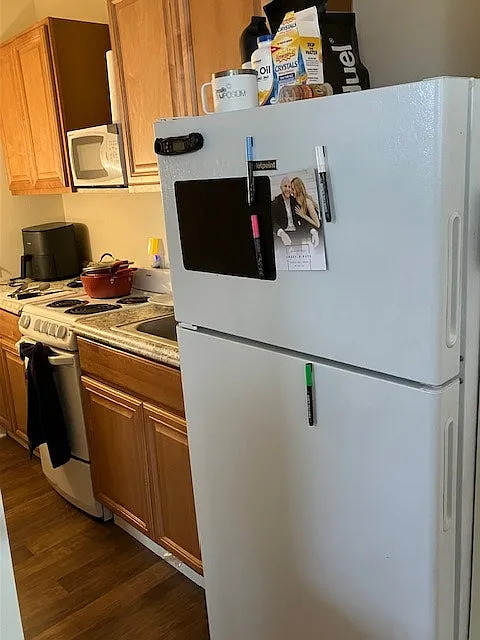 450 East Girard Avenue, Unit 2R — Photo 3
