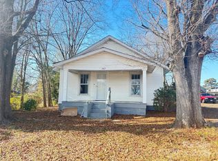 142 26th St SW, Hickory, NC 28602