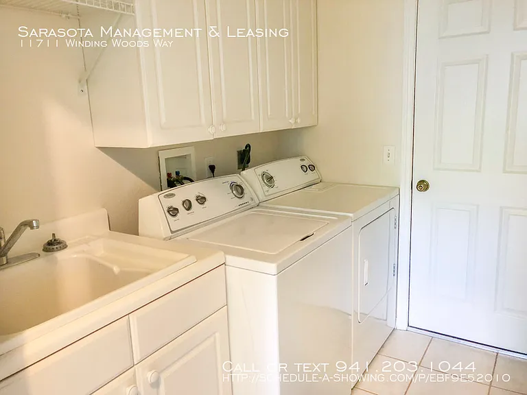 11711 Winding Woods Way — Photo 14