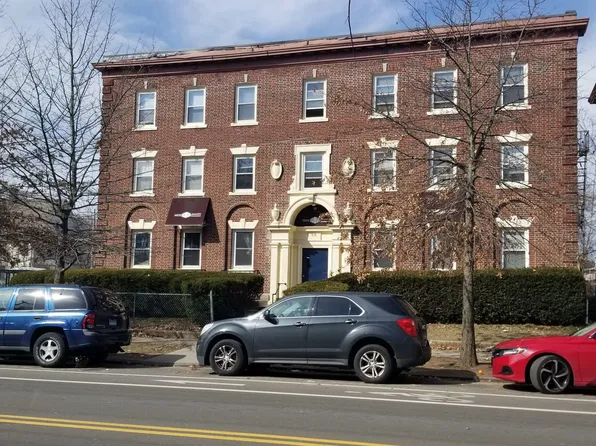 56 Norton St, New Haven, CT