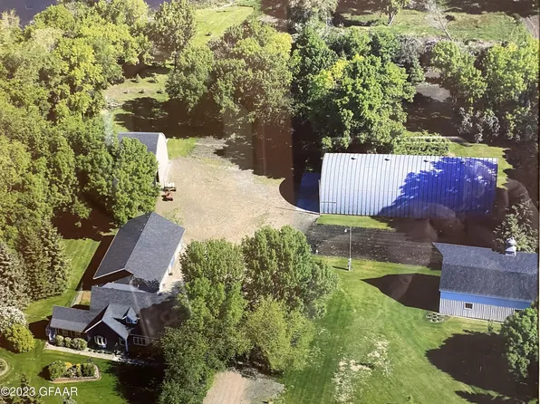 41976 140th St SW, East Grand Forks, MN 56721