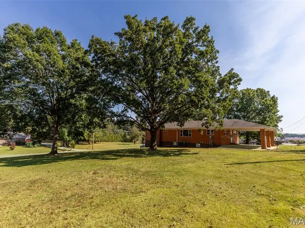 2125 Barron Rd, Poplar Bluff, MO 63901