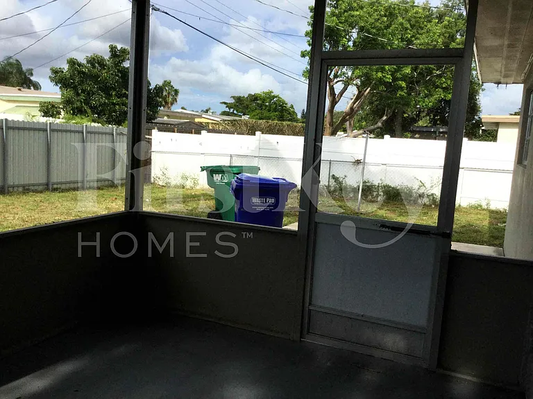 6941 SW 5th St — Photo 18