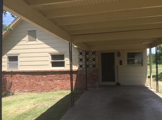 518 Academy, Tahlequah, OK 74464