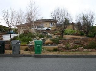 18493 Oak Park Dr, Riverside, CA 92504