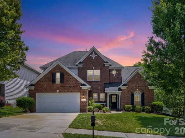 653 Lorain Ave NW, Concord, NC 28027