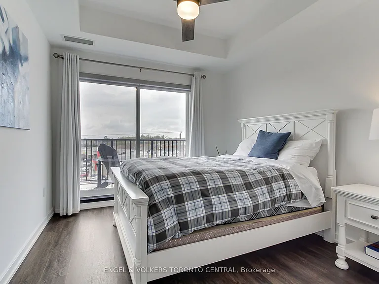 430 Essa Rd #418 — Photo 19