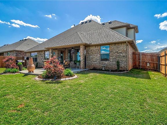 2nd image of 6604 Bentley Dr