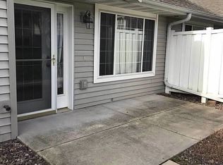 4206 W Robin Meadows Ln, Eau Claire, WI 54701