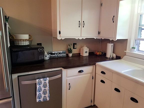 5th image of 516 N Highland Ave