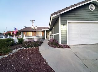 21960 San Joaquin Dr W, Canyon Lake, CA 92587