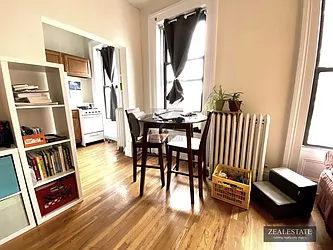 Rented by ZealEstate Group Inc