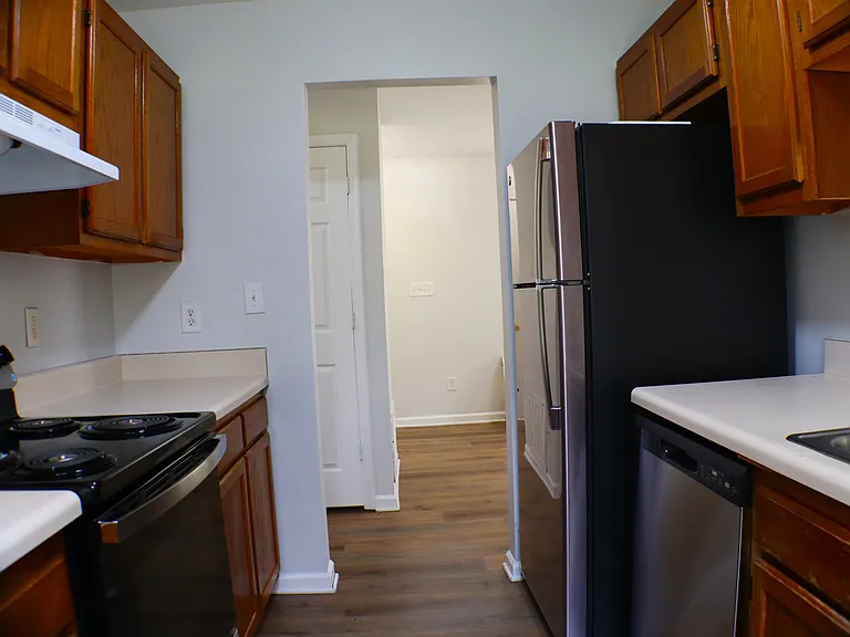 7009 Poplar Grove Trl — Photo 10