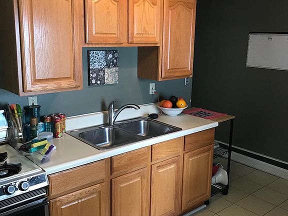 4th image of 4214 Eileen Dr #1