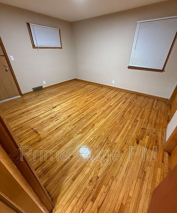 1st image of 1731 D St #3