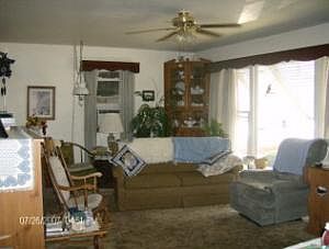 3rd image of 220 2nd St