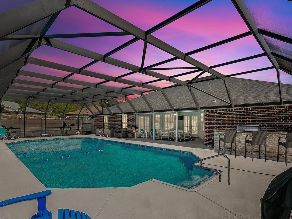 1st image of 5466 Stafford Cir