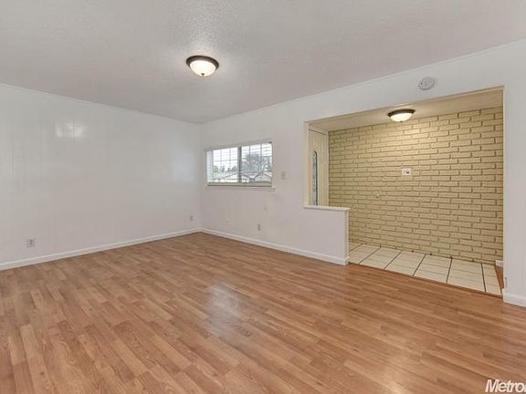 4th image of 7400 Flores Way