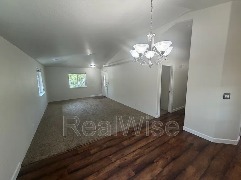 1679 George Tweed Blvd — Photo 4