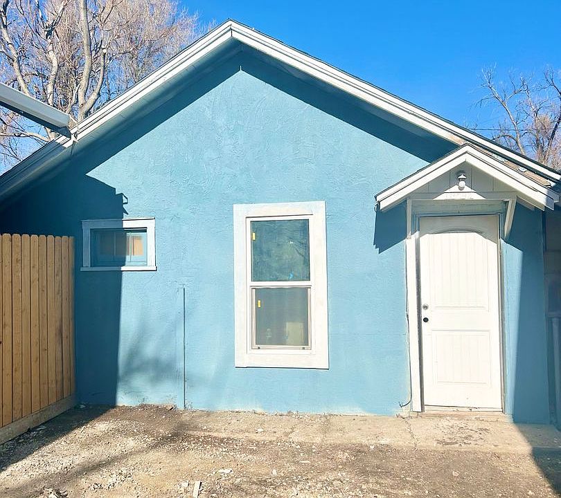 1st image of 1126 E Moreno Ave #1/2