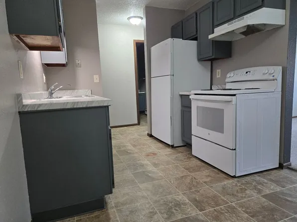 Westridge Apartments, 1515 College Way #104, Fergus Falls, MN 56537