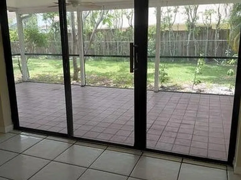 12280 Gingerwood Ln — Photo 2