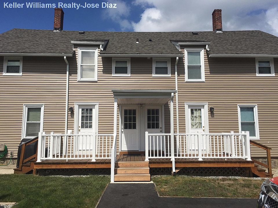 1st image of 4 Oak St #1