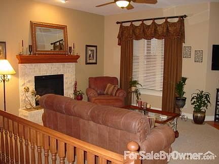Living Room w/ gas fireplace 22 x 18