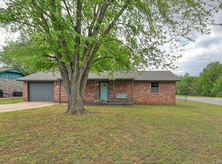 13808 S 297 East Ave, Coweta, OK 74429