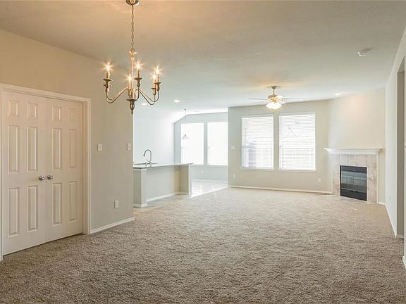 5th image of 1818 Stephen Dr