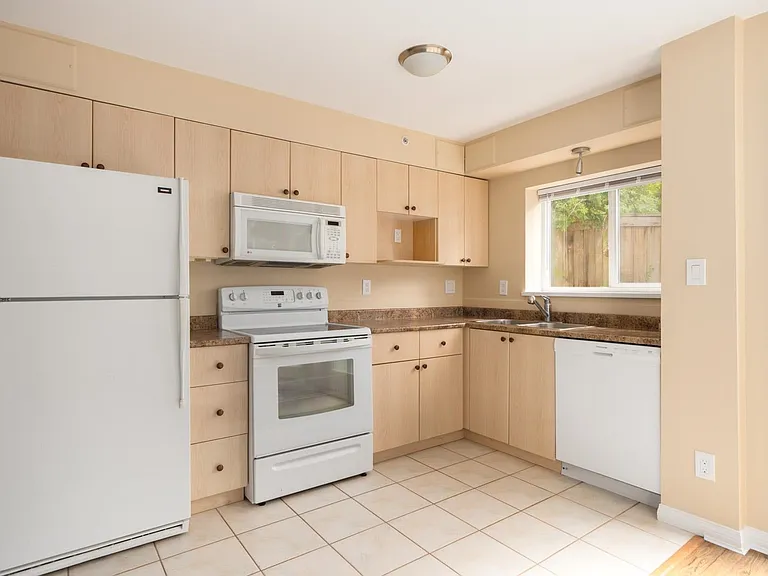 1099 W 71st Ave #101 — Photo 8
