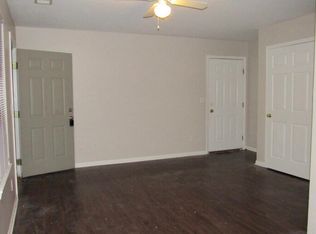 3610 NE 72nd St #1, Kansas City, MO 64119